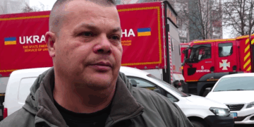 Без даху над головою через обстріл: Тернополянин Руслан Німащук з двома синами залишився без житла