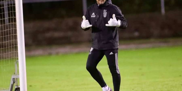 Футболіст з Тернопільщини підкорює Швецію: як голкіпер став тренером