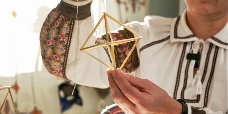 На Тернопільщині патрульні оперативно супроводили авто з породіллею