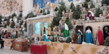 встановили найбільшу в Україні шопку