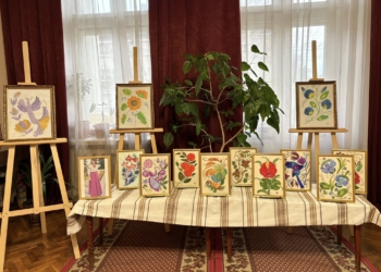 виставка петриківського розпису