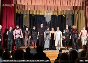 розпочали роботу нового театрального сезону