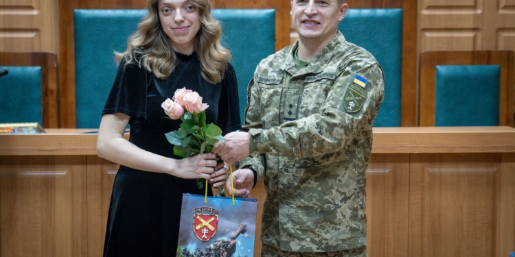 У Тернопільському міськрайонному суді привітали працівників з професійним святом