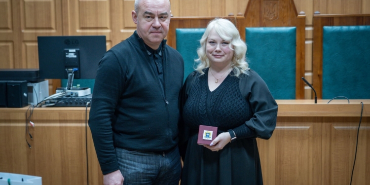 У Тернопільському міськрайонному суді привітали працівників з професійним святом