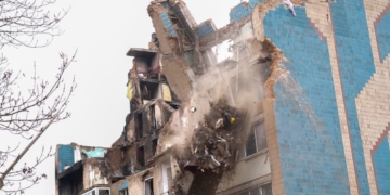 демонтаж будинку