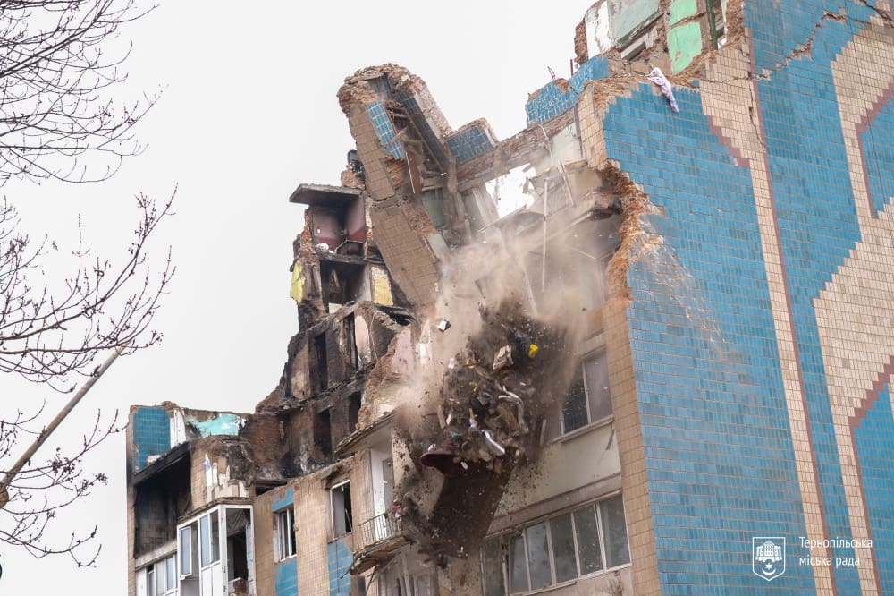 демонтаж будинку