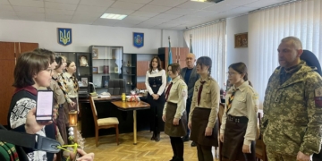 передали Вифлеємський вогонь миру