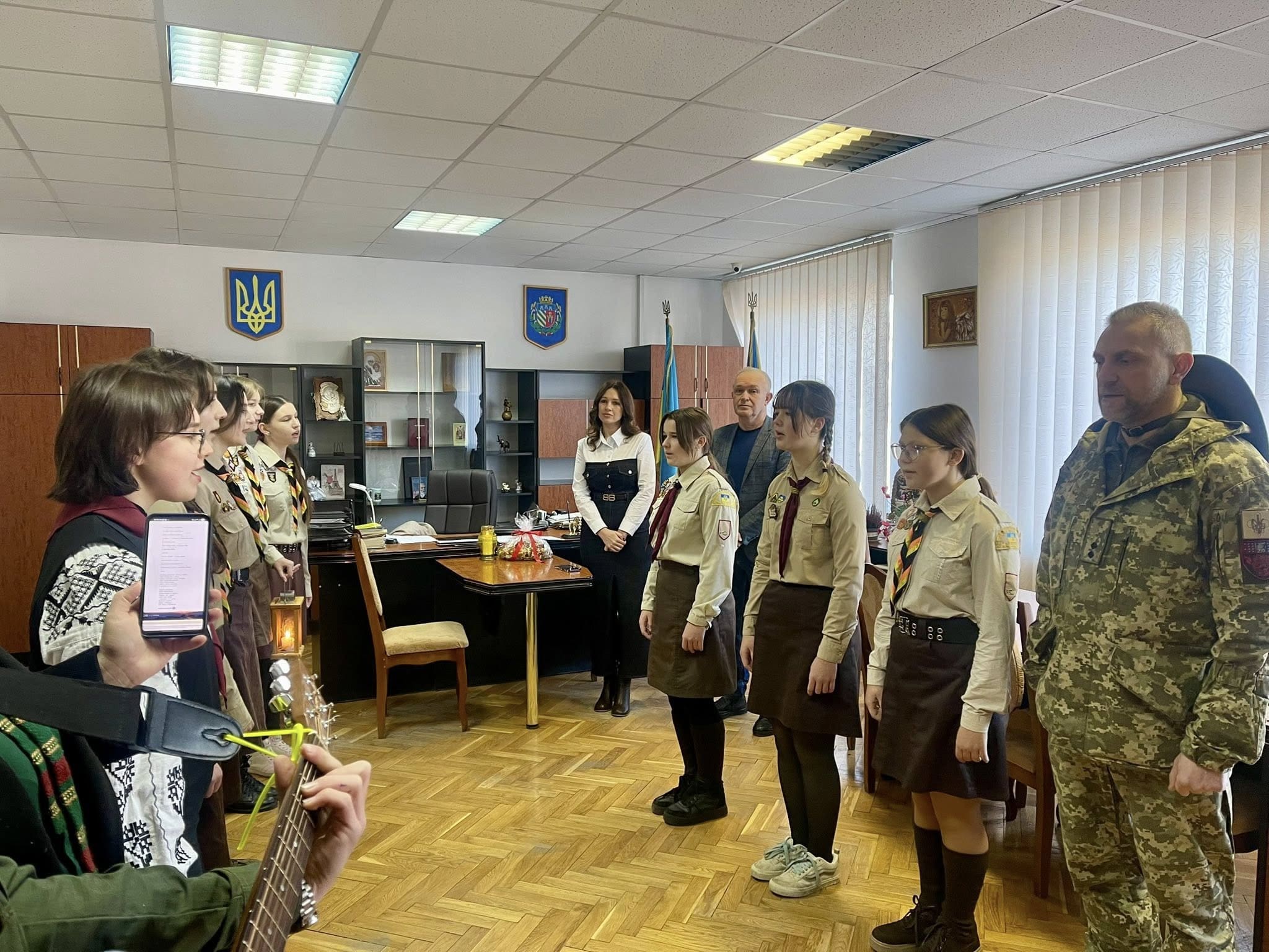 передали Вифлеємський вогонь миру