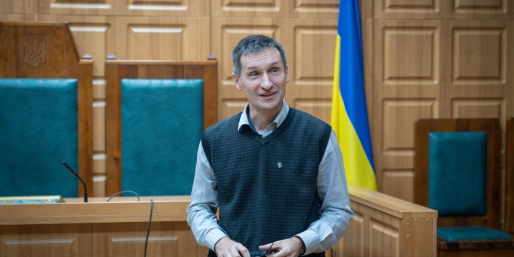 У Тернопільському міськрайонному суді привітали працівників з професійним святом