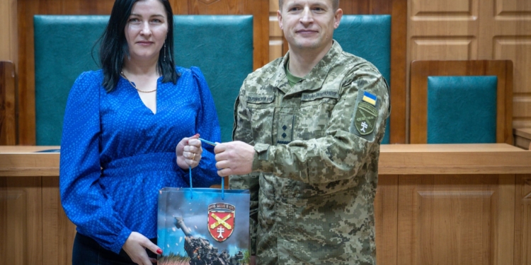 У Тернопільському міськрайонному суді привітали працівників з професійним святом