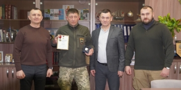 Андрію Бойку вручили нагрудний знак