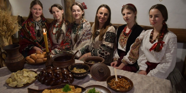 У Білецькій громаді на Тернопільщині для дітей і молоді провели захід про традиції Різдвяної вечері