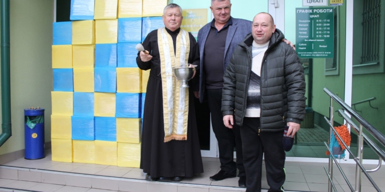 У Великогаївській громаді розпочали передачу різдвяних подарунків родинам військових і вразливим категоріям