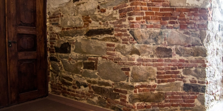 Унікальний храм з історією королівських масштабів: костел Святої Трійці у Микулинцях на Тернопільщині