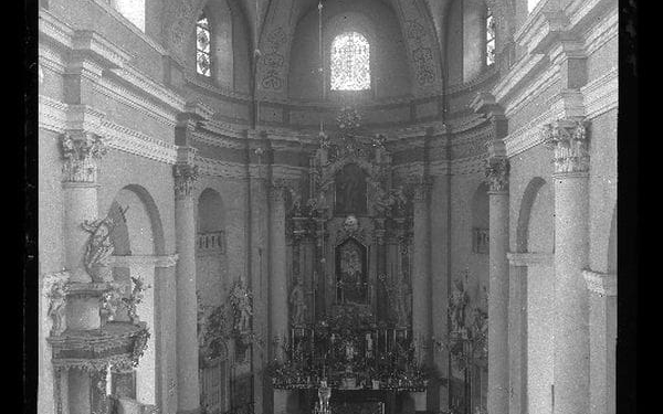 Унікальний храм з історією королівських масштабів: костел Святої Трійці у Микулинцях на Тернопільщині