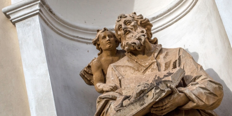 Унікальний храм з історією королівських масштабів: костел Святої Трійці у Микулинцях на Тернопільщині