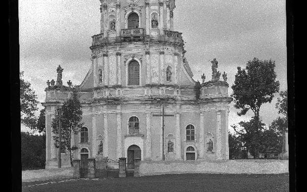 Унікальний храм з історією королівських масштабів: костел Святої Трійці у Микулинцях на Тернопільщині