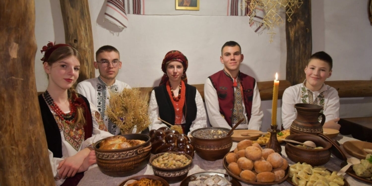 У Білецькій громаді на Тернопільщині для дітей і молоді провели захід про традиції Різдвяної вечері