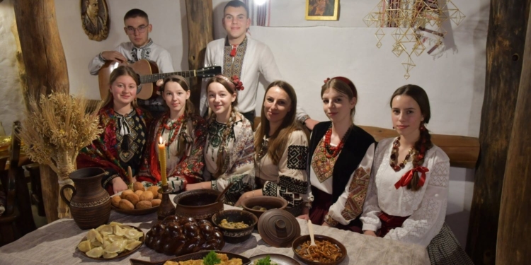 У Білецькій громаді на Тернопільщині для дітей і молоді провели захід про традиції Різдвяної вечері