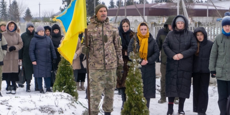 На Тернопільщині з почестями перепоховали двох вояків УПА