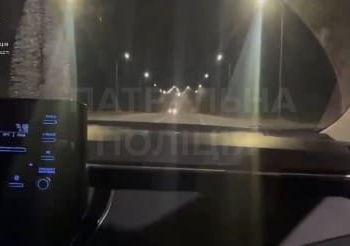 супроводили породіллю