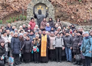 Матері в молитві