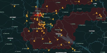 Масована атака РФ на Київ: 19 постраждалих, пожежі у багатоповерхівках, третина міста без тепла та екстрені відключення світла