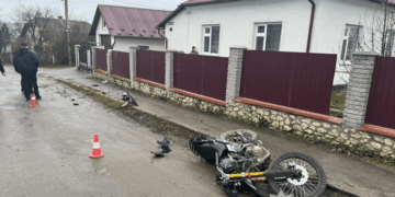 Слідчі поліції Тернопільщини встановлюють причини двох аварій з травмованими