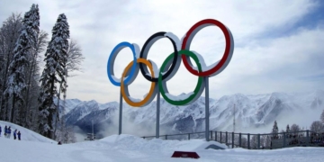 дев’ять спортсменів