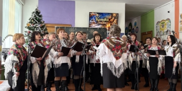 У небі зірка засіяла