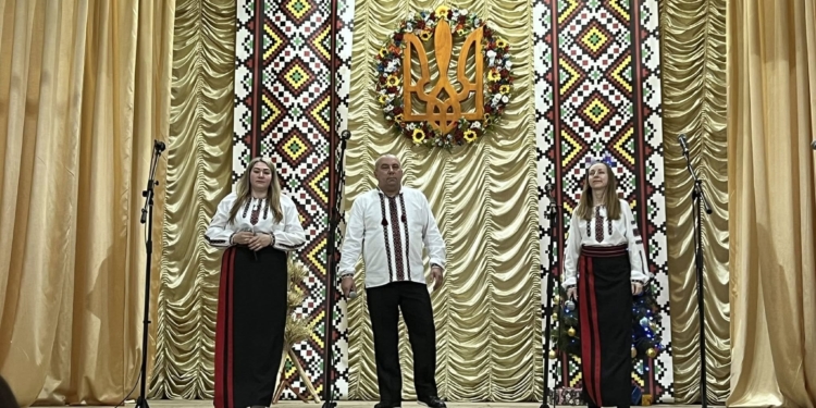 Фестиваль «Різдвяні дзвони 2026» на Підгаєччині підтримав ЗСУ