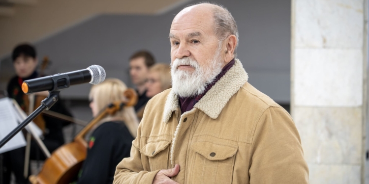 У Тернополі відкрили виставку ікон Володимира Шерстія «З вірою до Перемоги»