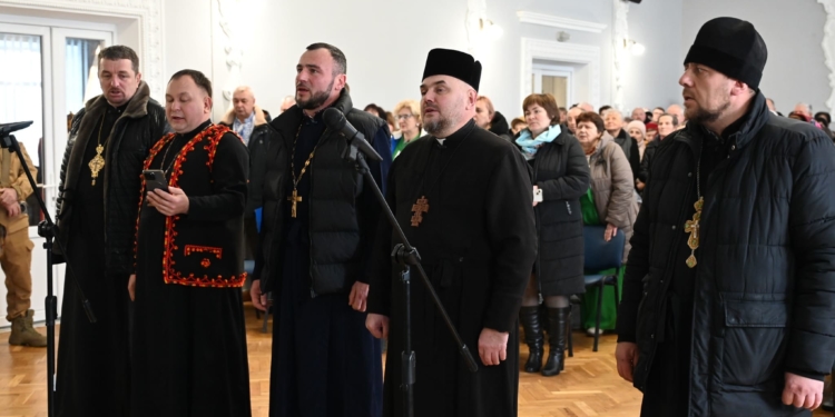 У Ланівцях відбувся мистецько-християнський захід «Колядує Лановеччина»