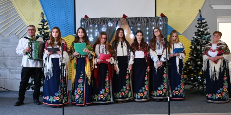 У Ланівцях відбувся мистецько-християнський захід «Колядує Лановеччина»