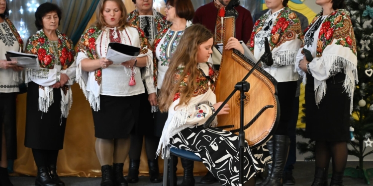 У Ланівцях відбувся мистецько-християнський захід «Колядує Лановеччина»