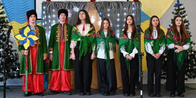 У Ланівцях відбувся мистецько-християнський захід «Колядує Лановеччина»
