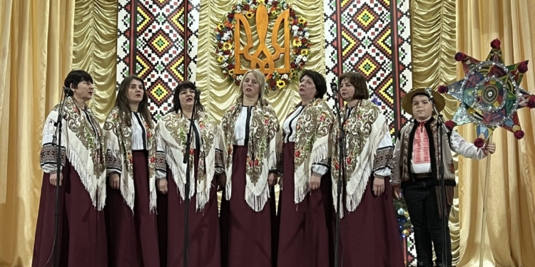 Фестиваль «Різдвяні дзвони 2026» на Підгаєччині підтримав ЗСУ