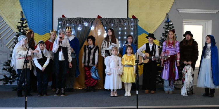 У Ланівцях відбувся мистецько-християнський захід «Колядує Лановеччина»