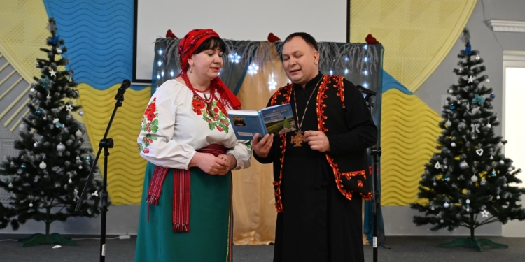У Ланівцях відбувся мистецько-християнський захід «Колядує Лановеччина»