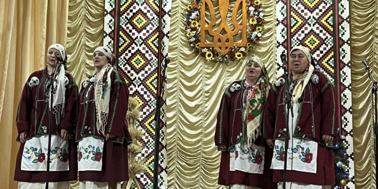 Фестиваль «Різдвяні дзвони 2026» на Підгаєччині підтримав ЗСУ