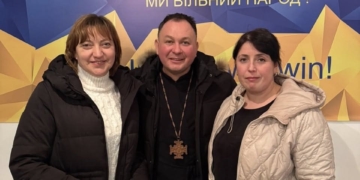 Парафіяни двох сіл на Тернопільщині передали 30 тисяч гривень з колядок на потреби фронту