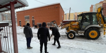 очищення від снігу