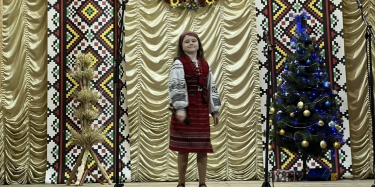 Фестиваль «Різдвяні дзвони 2026» на Підгаєччині підтримав ЗСУ