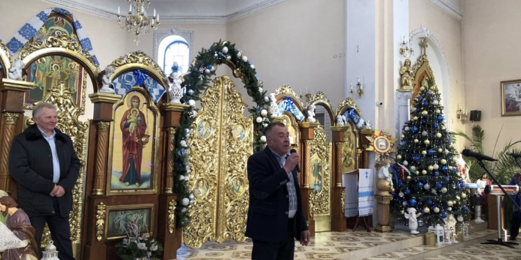 У Білецькій громаді провели Розколяду на підтримку ЗСУ