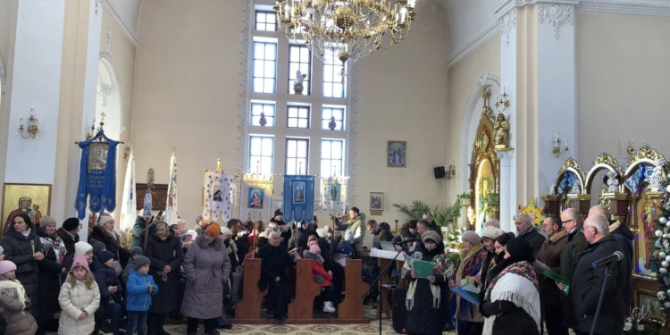 У Білецькій громаді провели Розколяду на підтримку ЗСУ