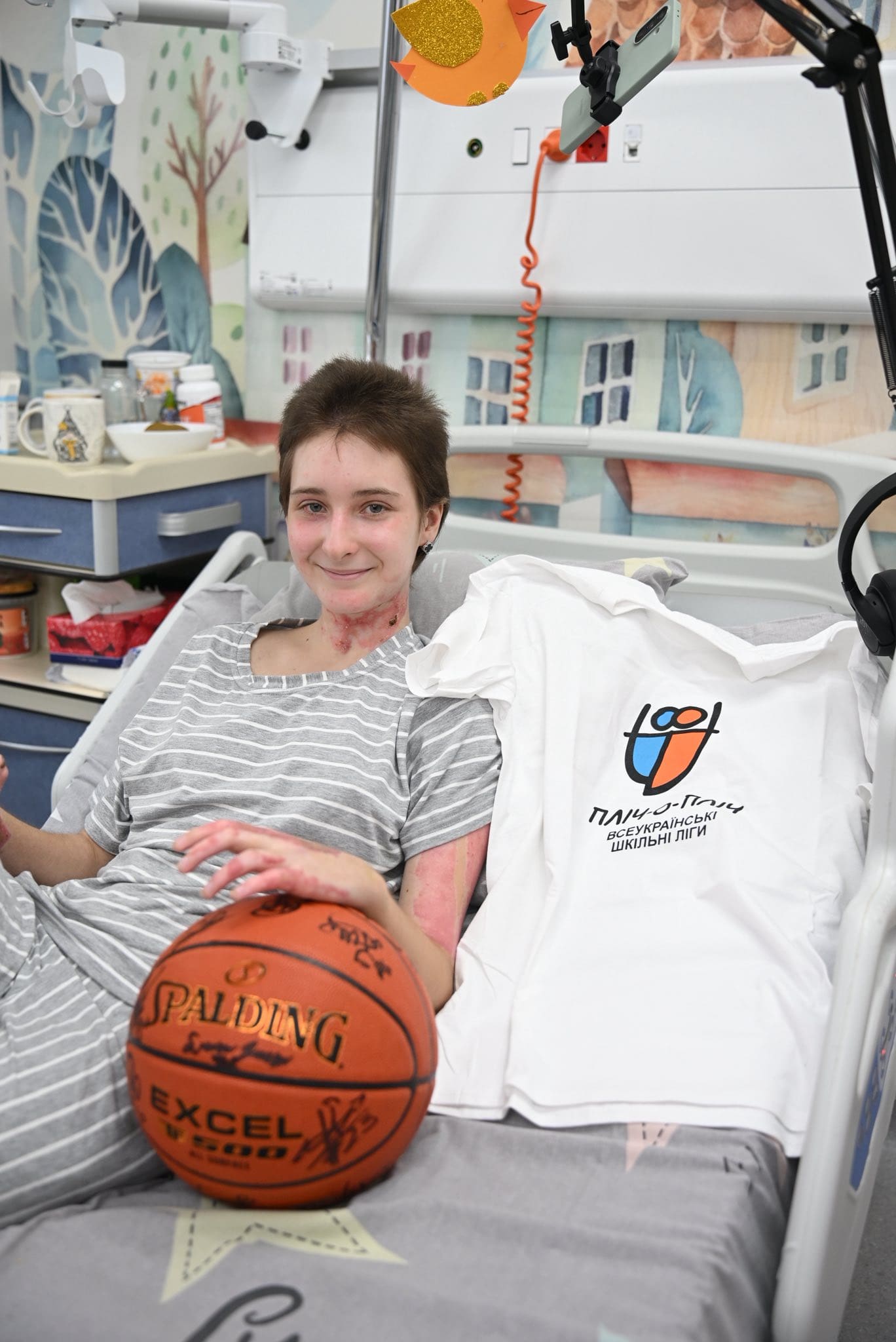 Президент БК «Рівне» Сергій Ліщук відвідав поранену під час обстрілу Тернополя юну баскетболістку