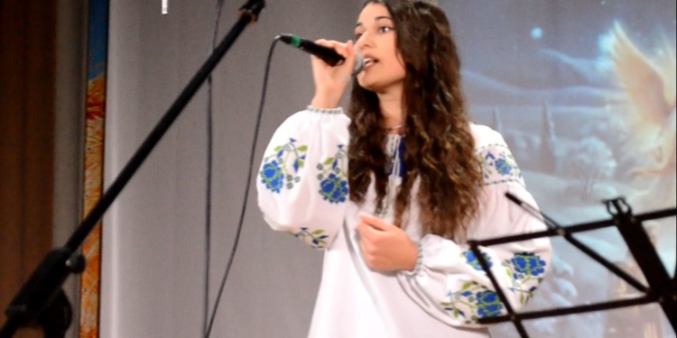 У Білобожницькій громаді відбулася коляда з благодійною ярмаркою на підтримку ЗСУ