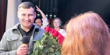 Тернополянин освідчився коханій на сцені драмтеатру