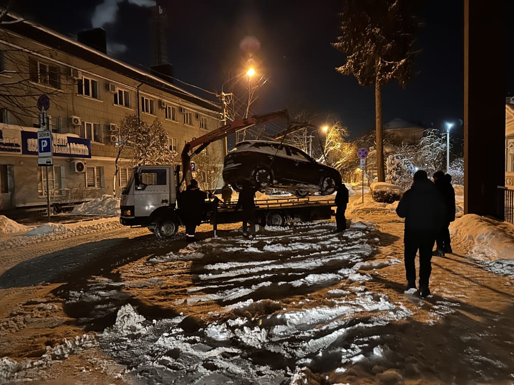 Евакуйовано авто