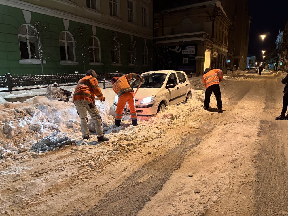 Евакуйовано авто